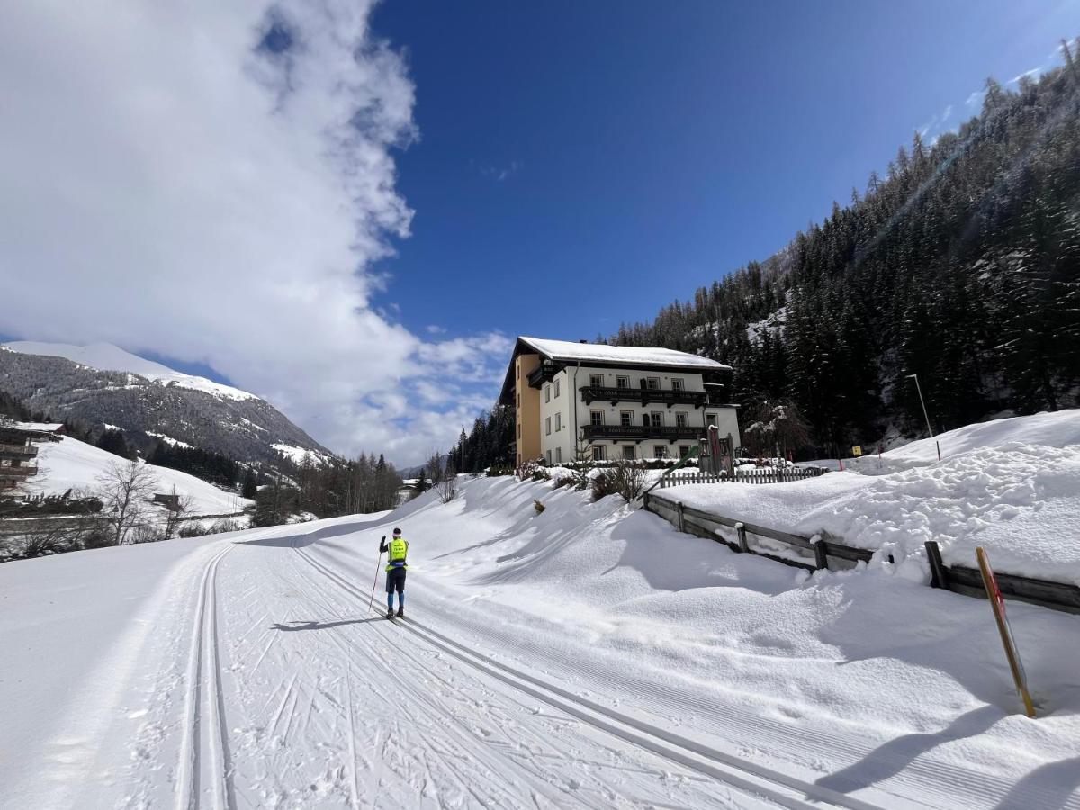 Hotel Garni Gruenmoos Sankt Jakob in Defereggen Εξωτερικό φωτογραφία